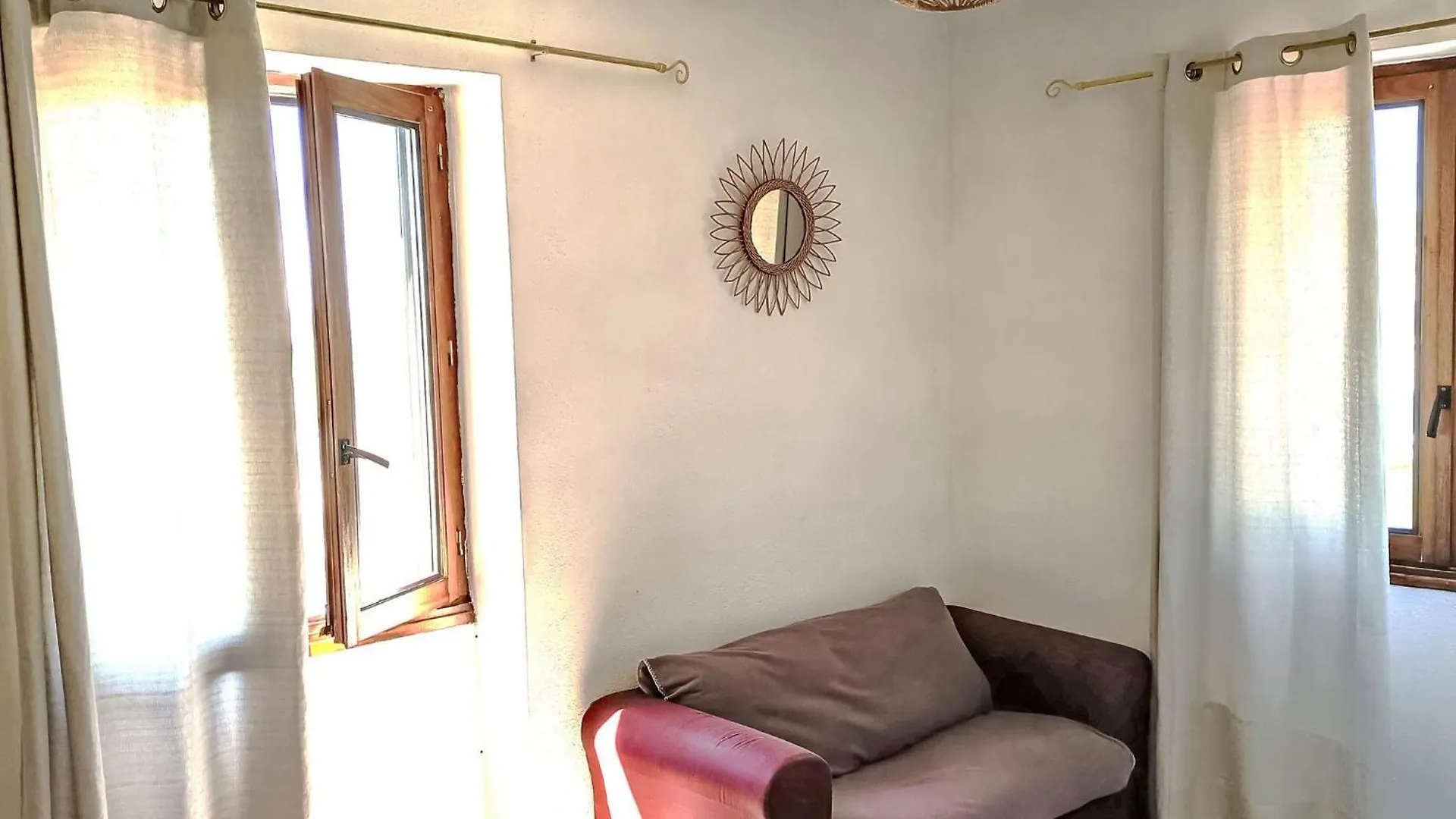 Montréal Holiday Home Les Lauriers Roses By Interhome צרפת